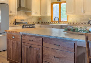 Carousel-5590 Island Living